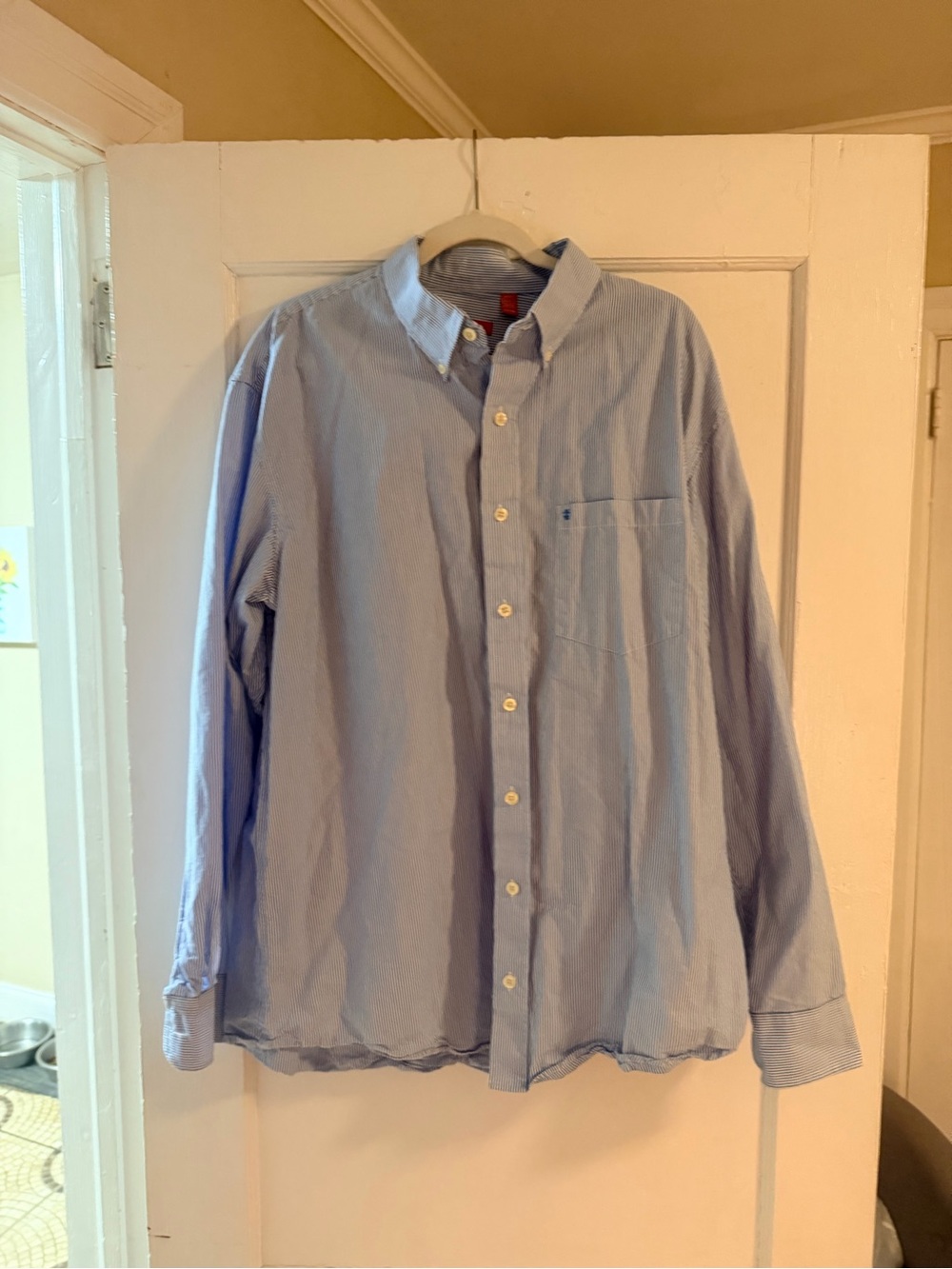 IZOD Men’s Blue Stripe Button-Down Shirt – XLT